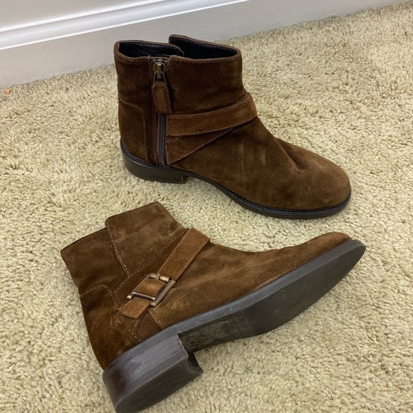 Aquatalia Bree Water Resistant Brown Suede Booties Boots Size 6 Leather Italy - Picture 2 of 9
